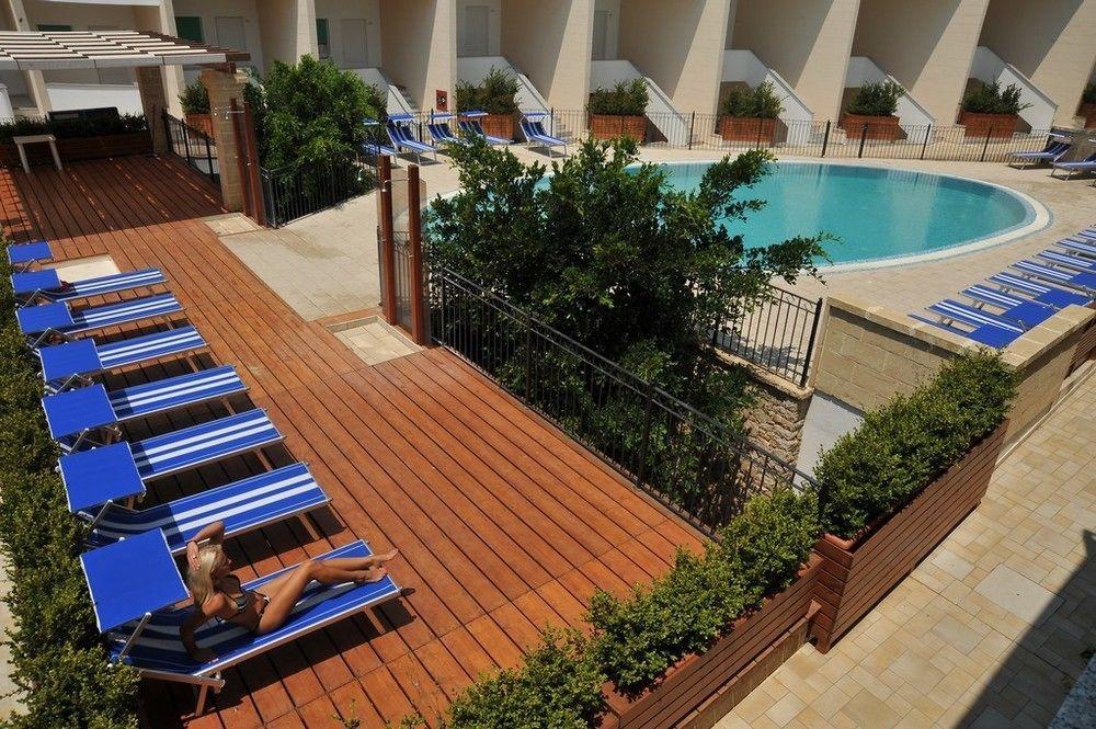 Cala Saracena Resort 托雷瓦多 外观 照片