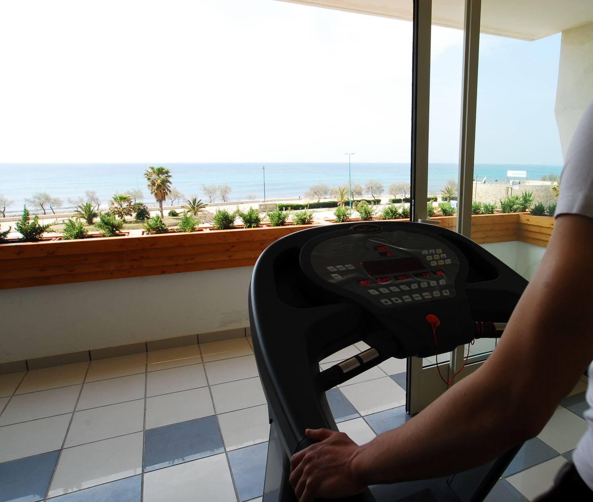 Cala Saracena Resort 托雷瓦多 外观 照片