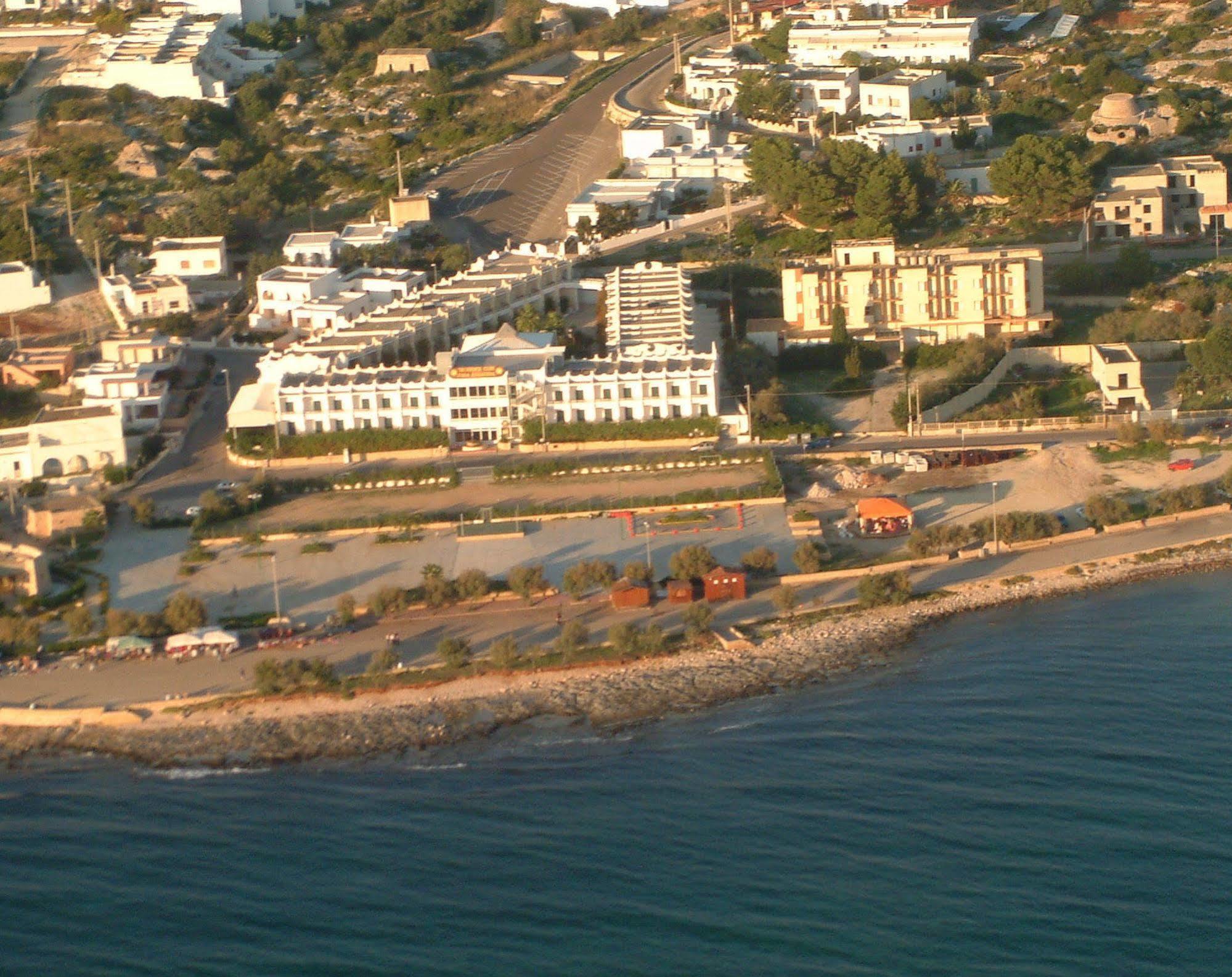 Cala Saracena Resort 托雷瓦多 外观 照片