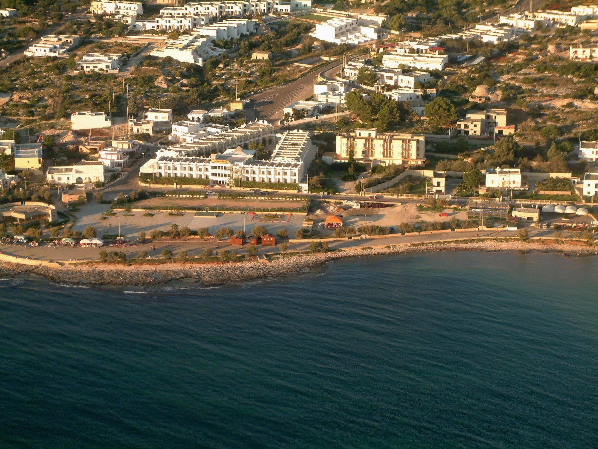 Cala Saracena Resort 托雷瓦多 外观 照片